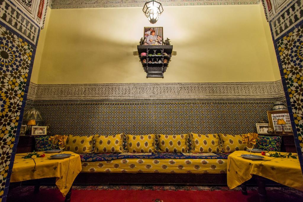 Riad Ibn Khaldoun Фес Екстериор снимка