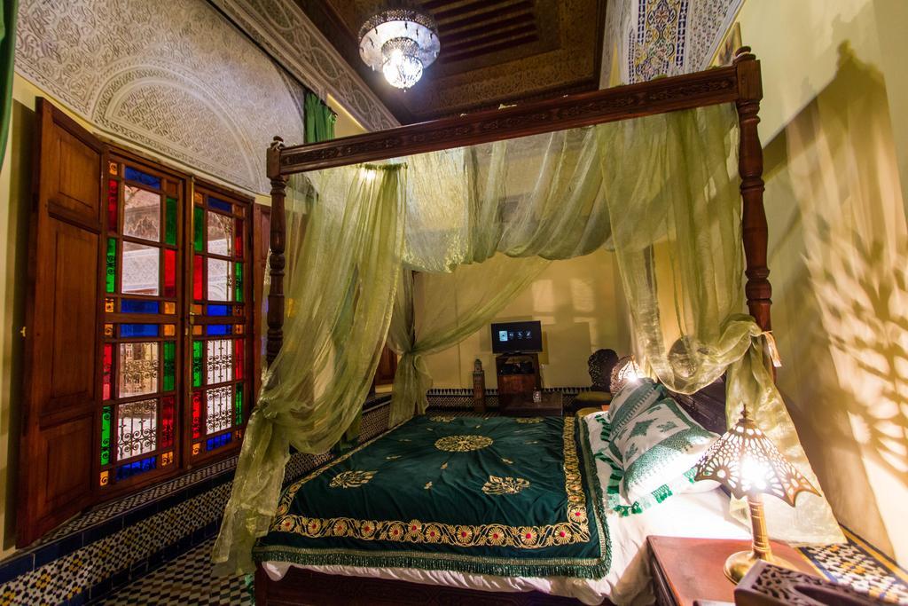 Riad Ibn Khaldoun Фес Екстериор снимка