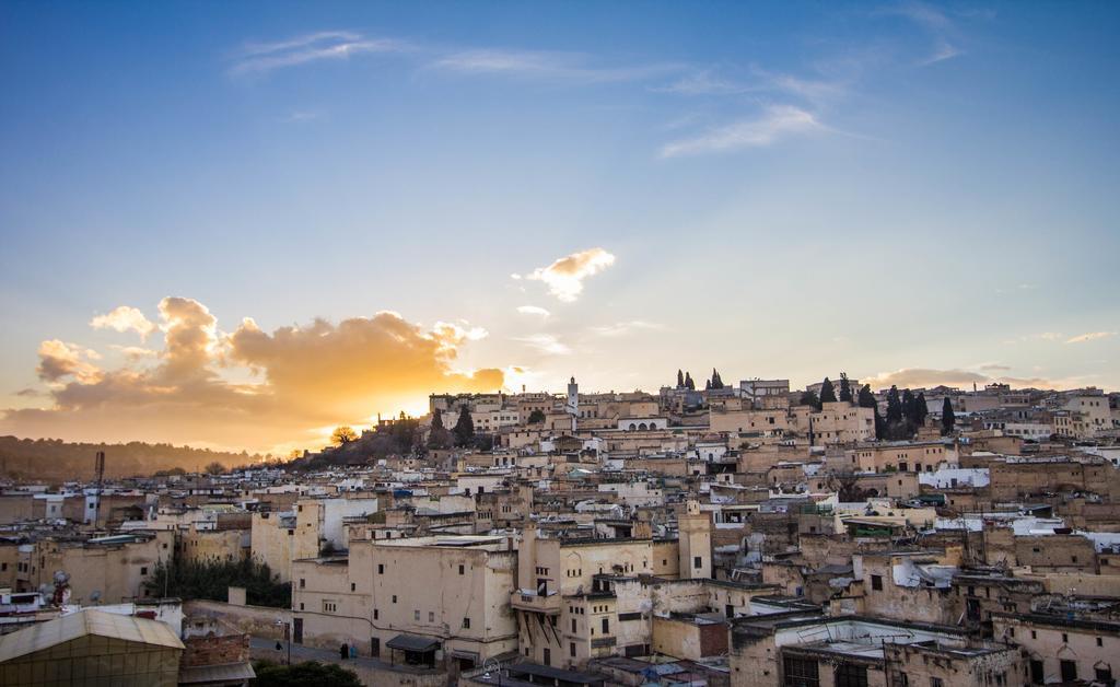 Riad Ibn Khaldoun Фес Екстериор снимка