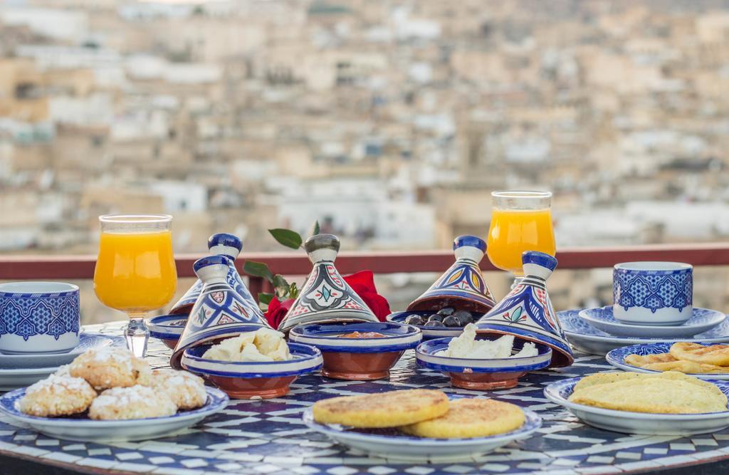 Riad Ibn Khaldoun Фес Екстериор снимка