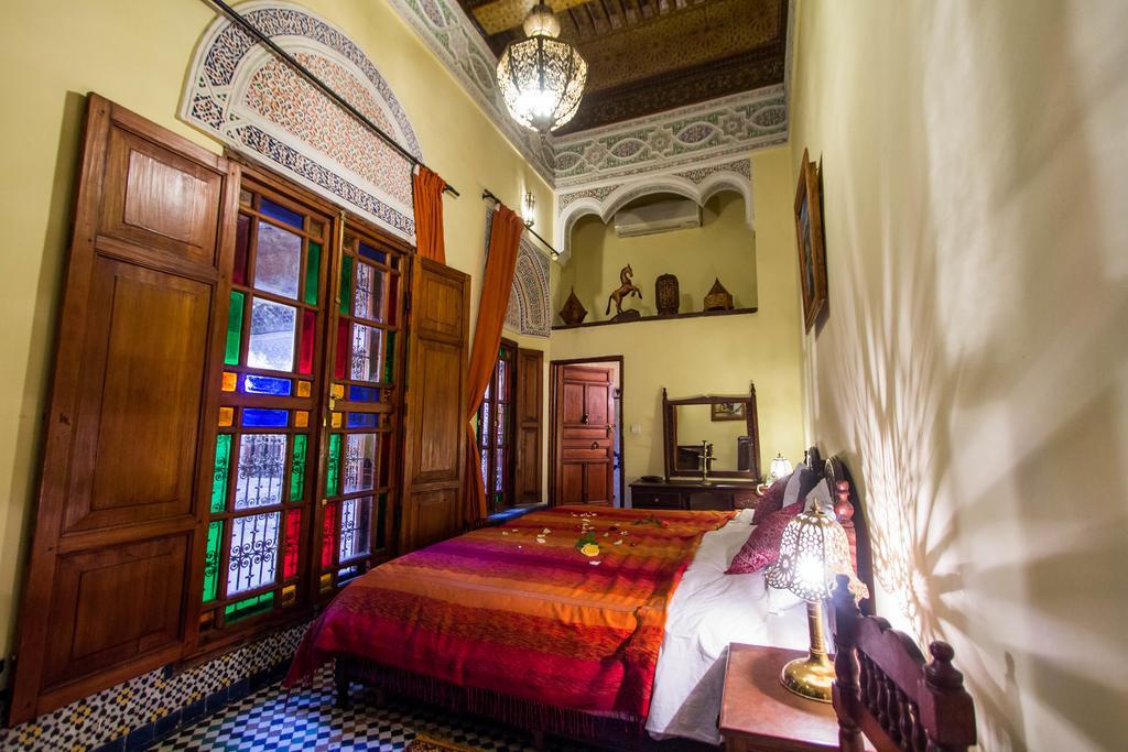 Riad Ibn Khaldoun Фес Екстериор снимка