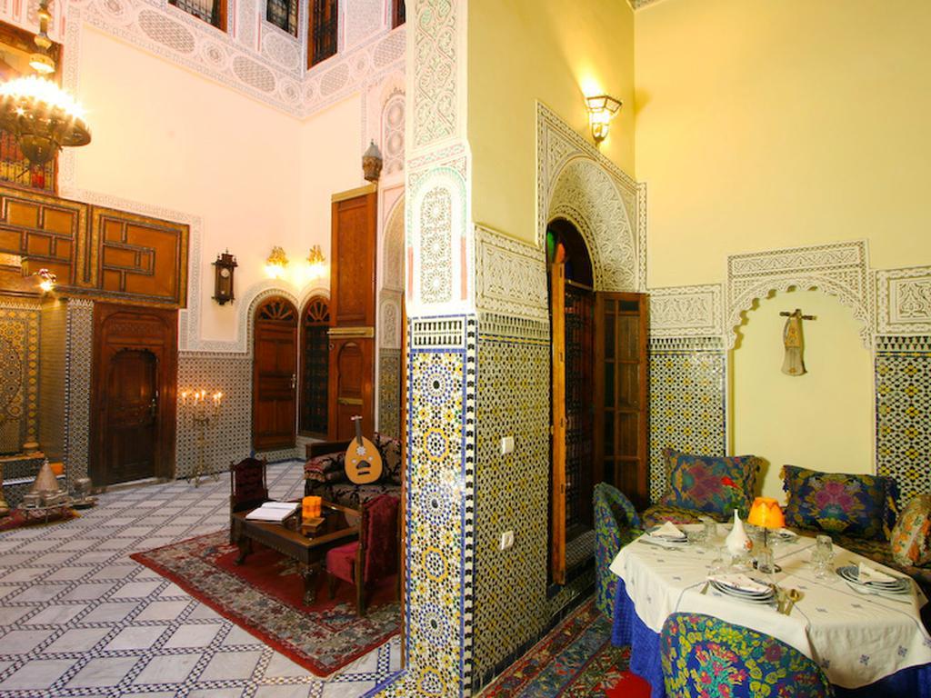 Riad Ibn Khaldoun Фес Екстериор снимка