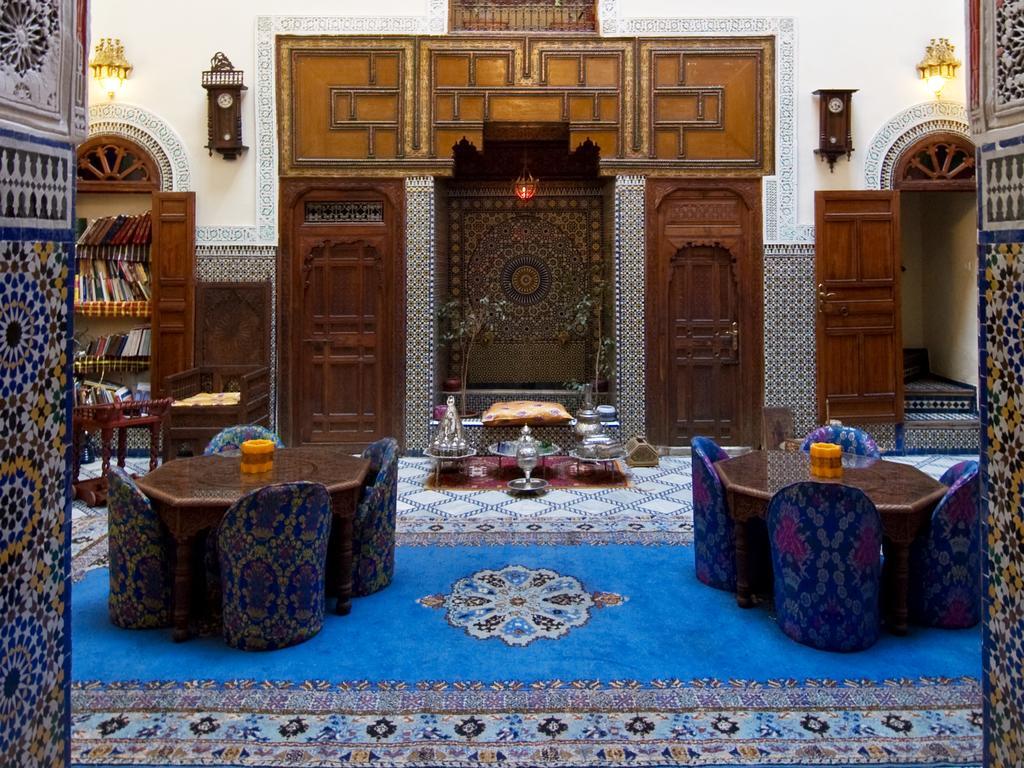 Riad Ibn Khaldoun Фес Екстериор снимка